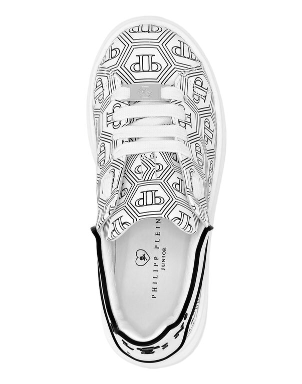 Leather Lo-Top Sneakers Monogram